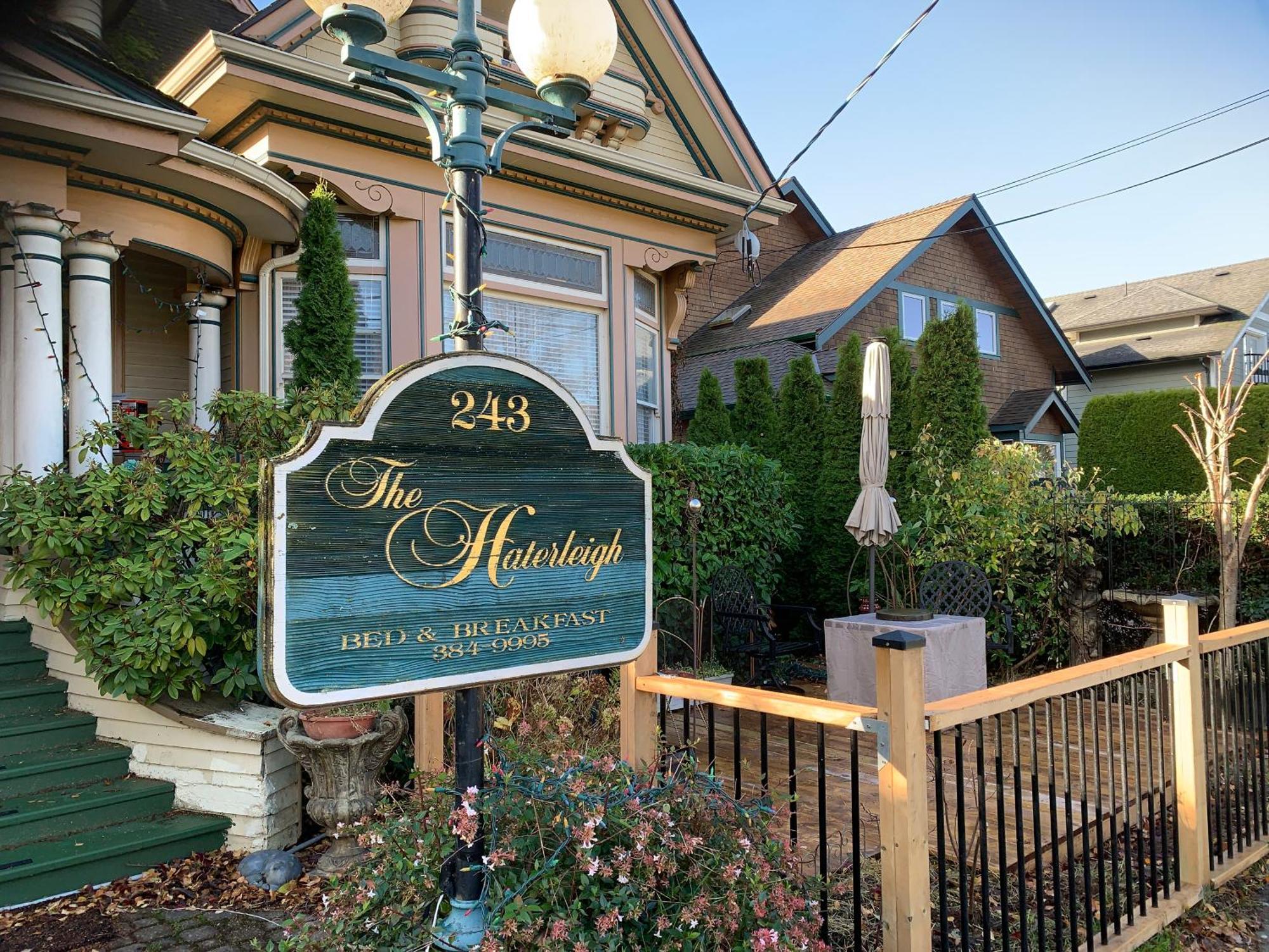 Haterleigh Heritage Inn Victoria Buitenkant foto