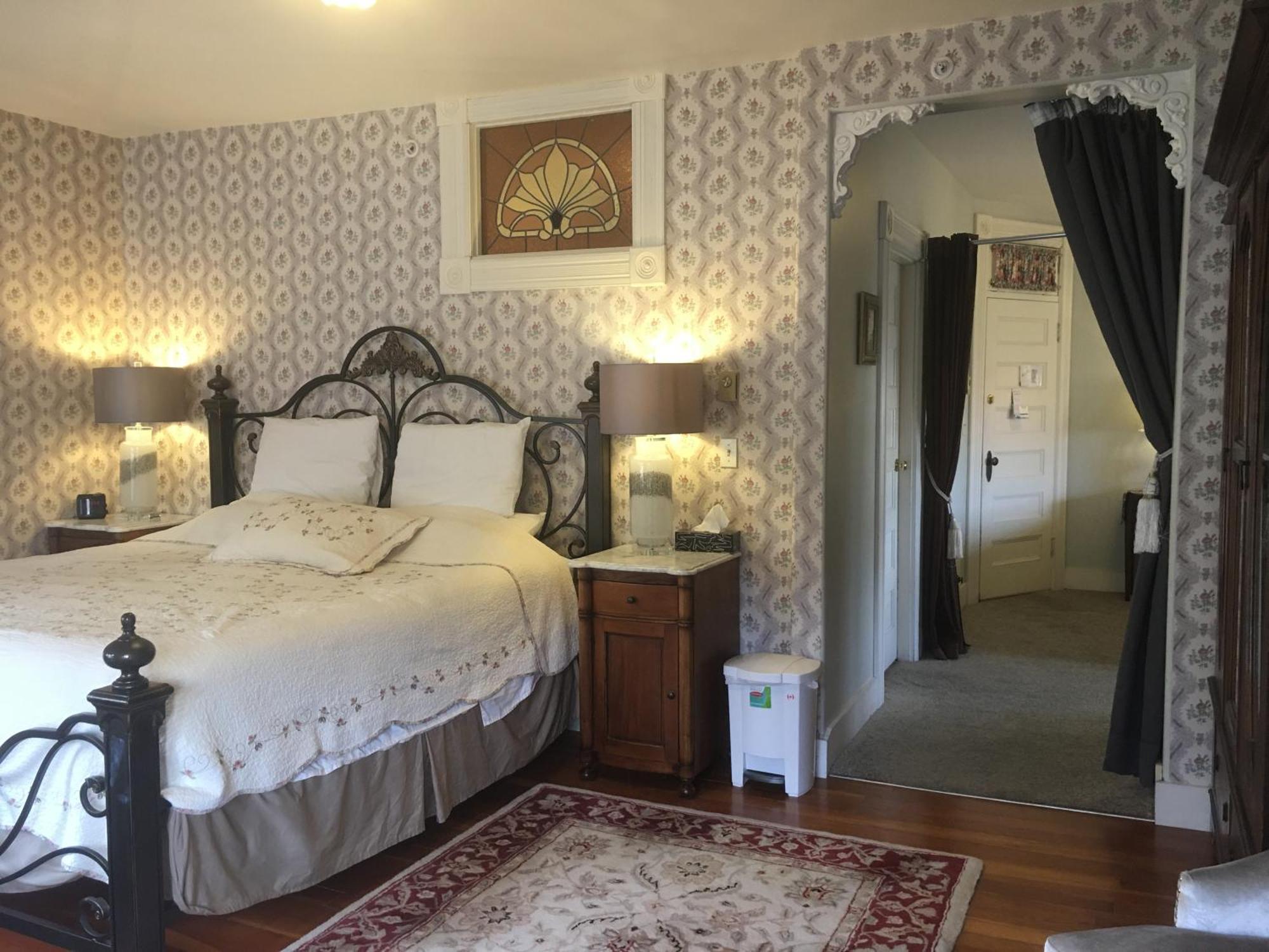 Haterleigh Heritage Inn Victoria Buitenkant foto